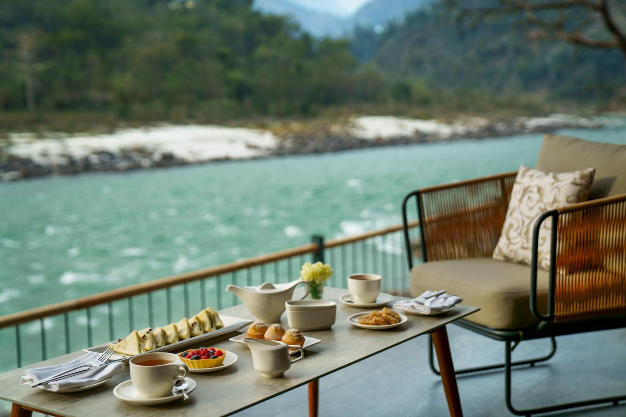 Anand Kashi By The Ganges Rishikesh - Ihcl Seleqtions Hotel Sirasu Buitenkant foto