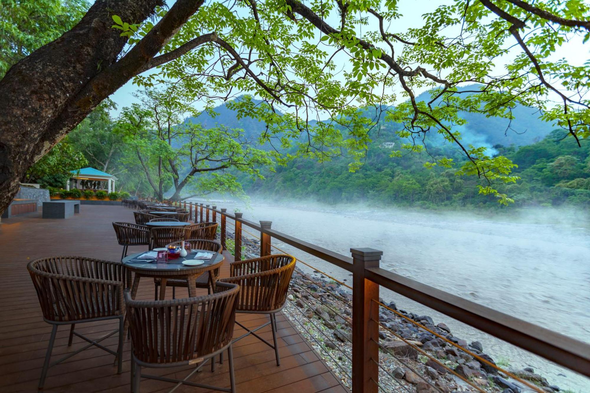 Anand Kashi By The Ganges Rishikesh - Ihcl Seleqtions Hotel Sirasu Buitenkant foto