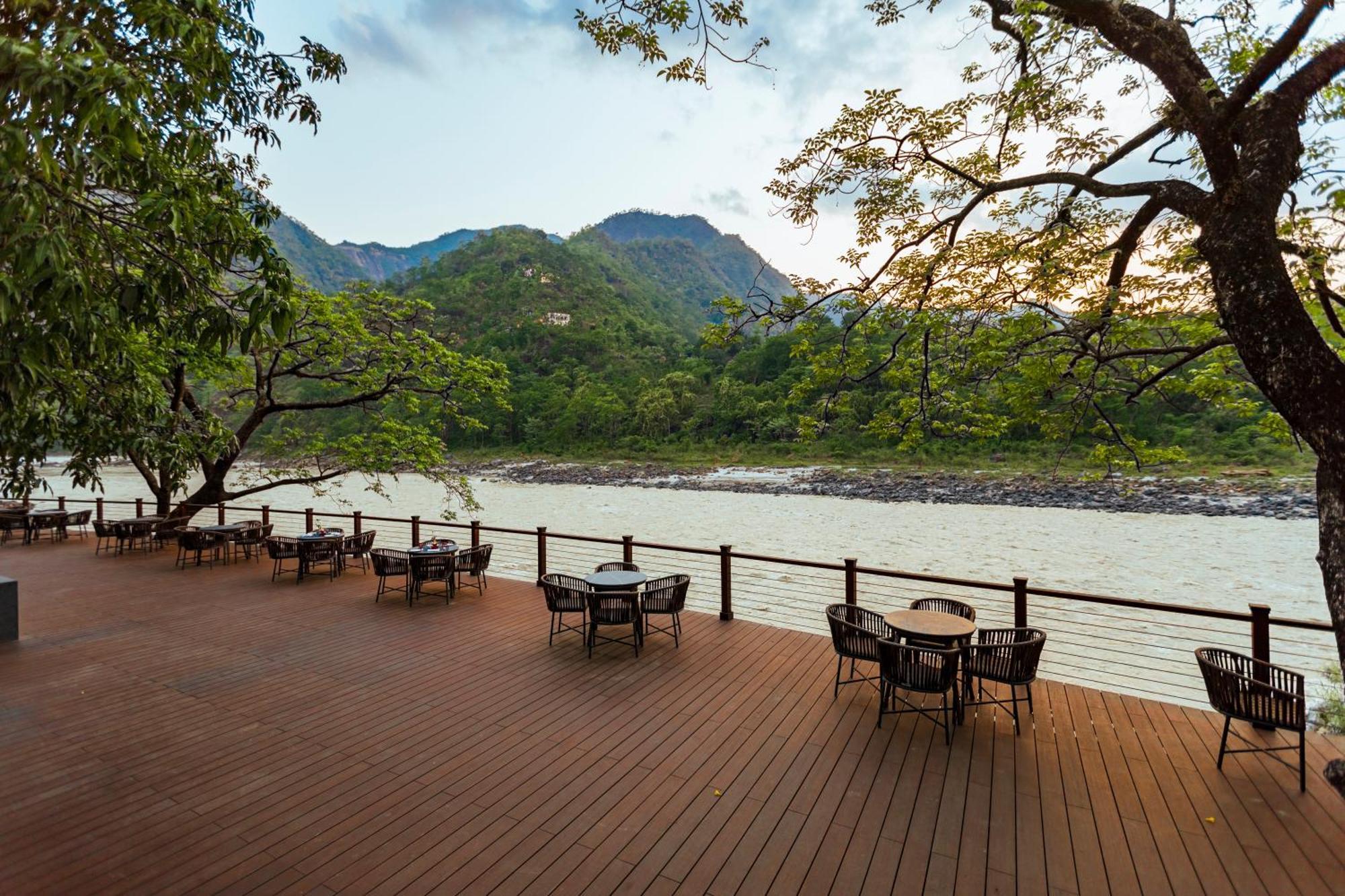 Anand Kashi By The Ganges Rishikesh - Ihcl Seleqtions Hotel Sirasu Buitenkant foto