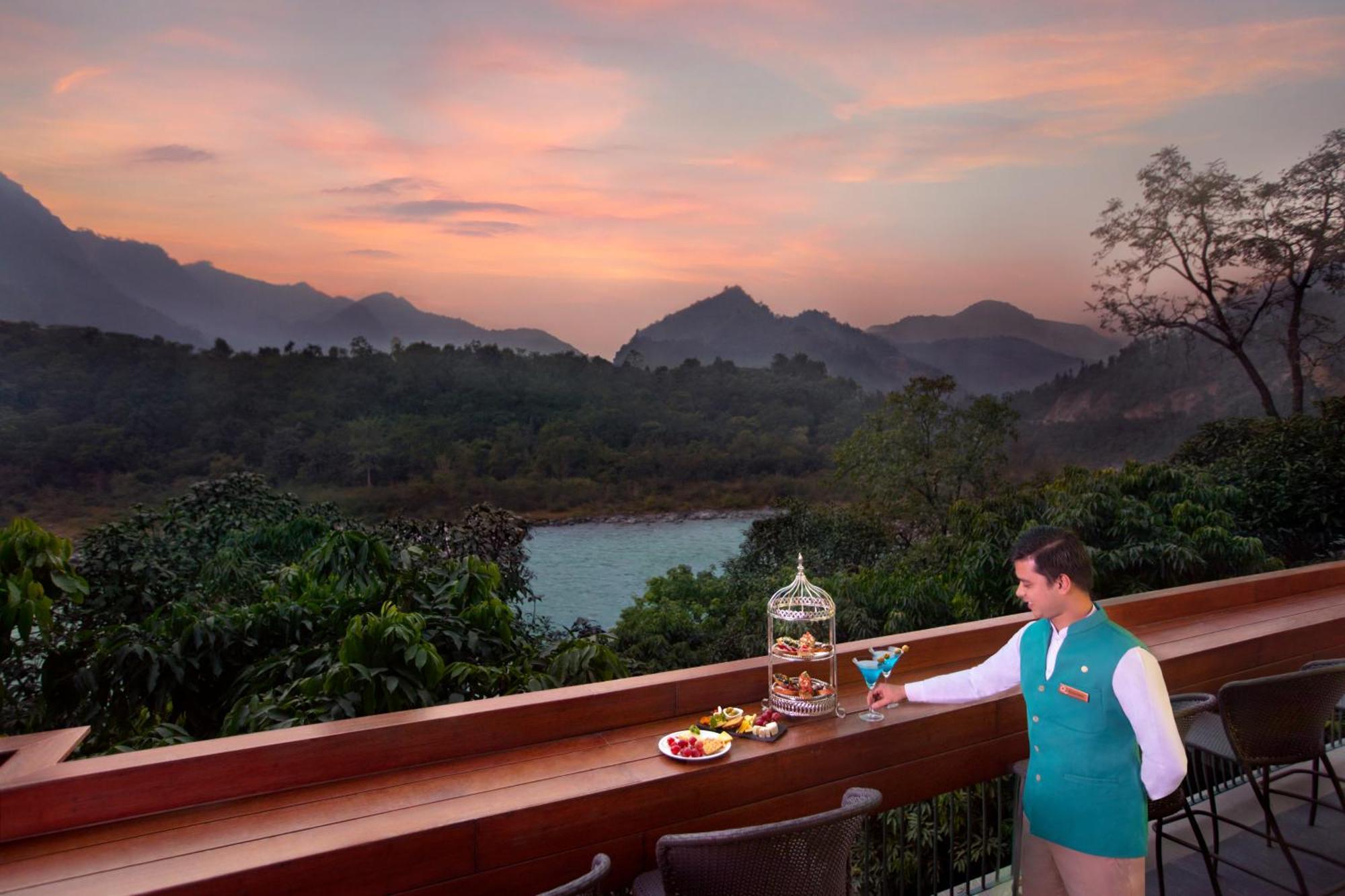 Anand Kashi By The Ganges Rishikesh - Ihcl Seleqtions Hotel Sirasu Buitenkant foto