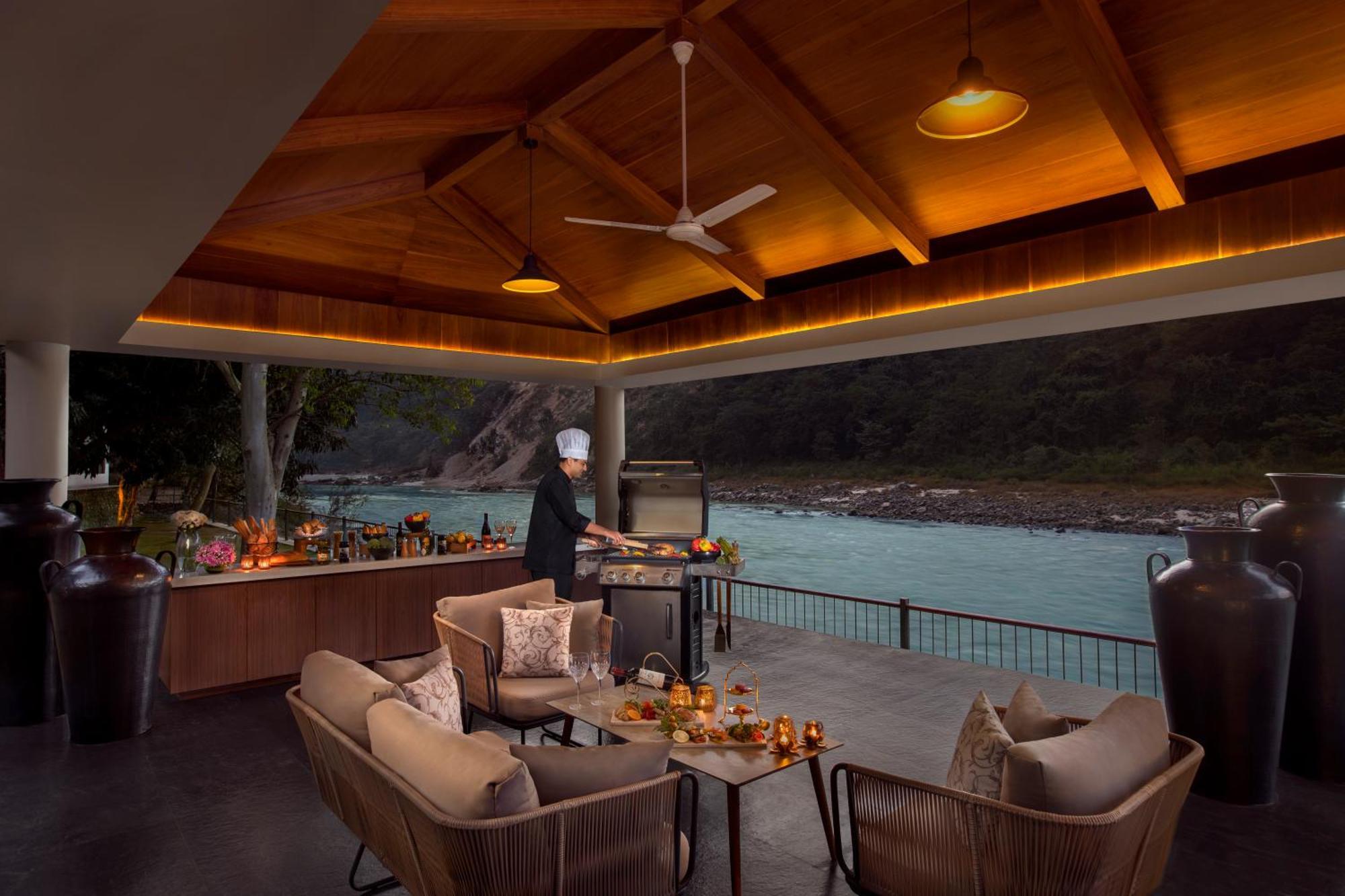 Anand Kashi By The Ganges Rishikesh - Ihcl Seleqtions Hotel Sirasu Buitenkant foto